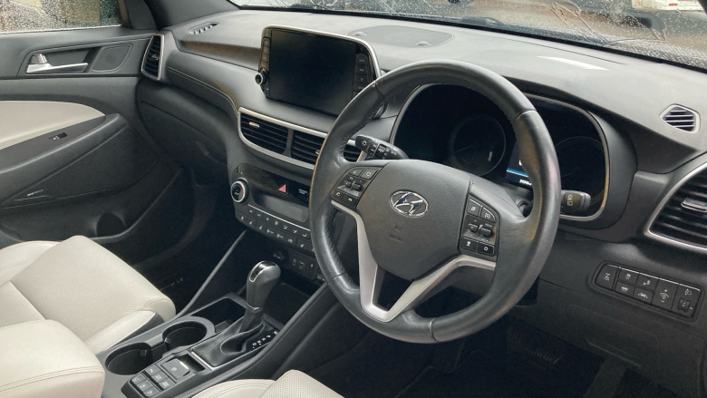 Hyundai Tucson 2.0 CRDi 48V MHD Premium SE 5dr 4WD DCT Diesel Estate